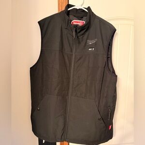 Milwaukee M12 Heated Axis Vest (Vest and adapter only, no batteries included)